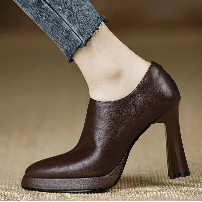 Carina Stylish Pumps
